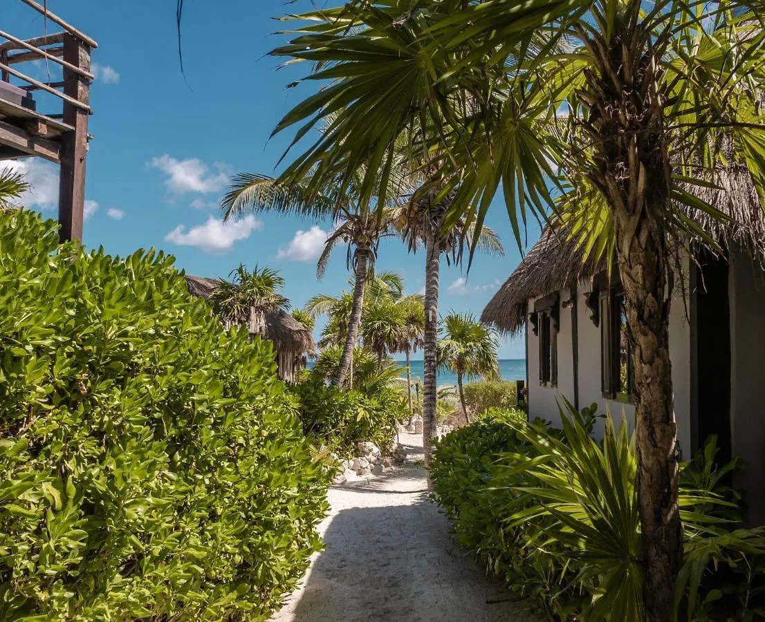 Hotel Playa Esperanza Tulum