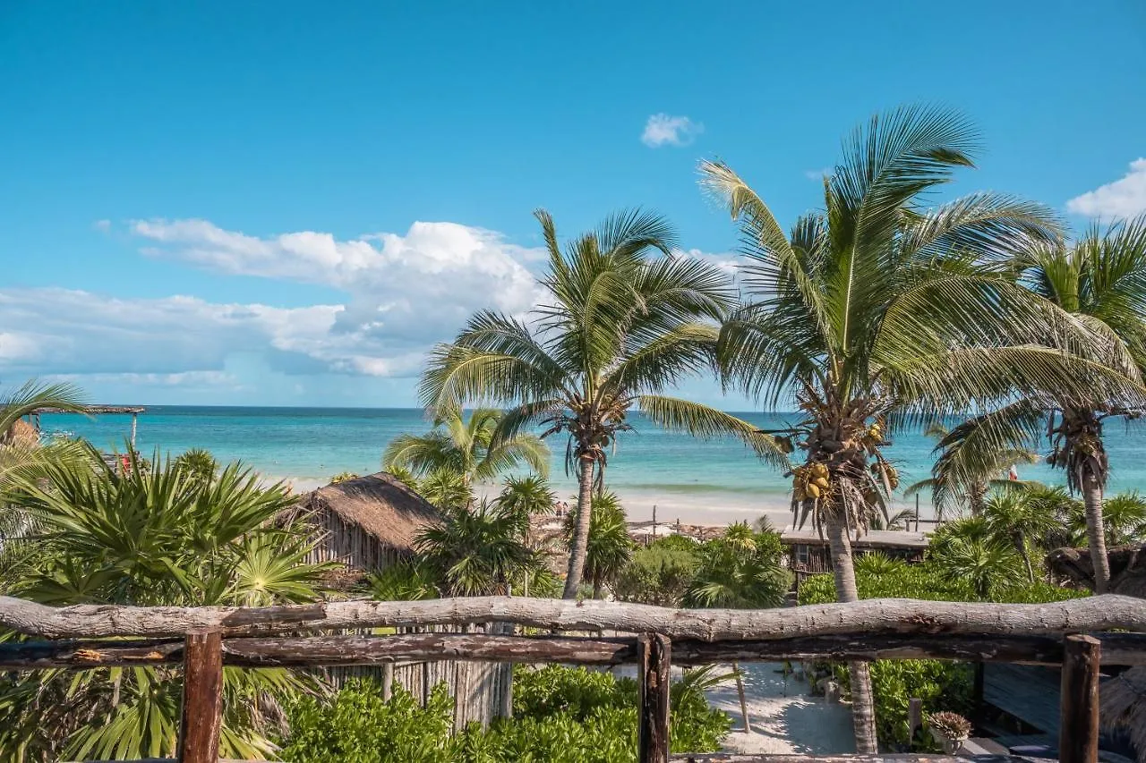 Hotel Playa Esperanza Tulum