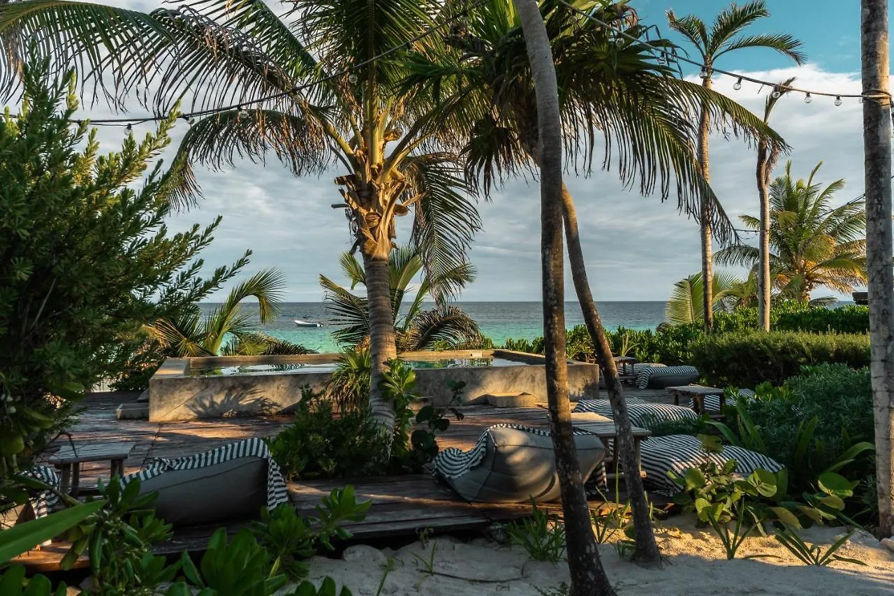 Hotel Playa Esperanza Tulum