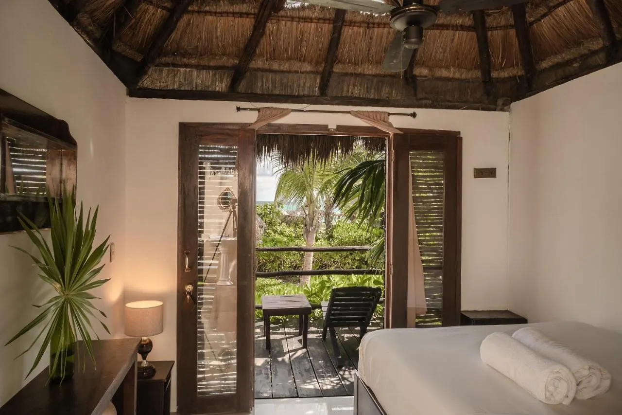 Hotel Playa Esperanza Tulum 3*,