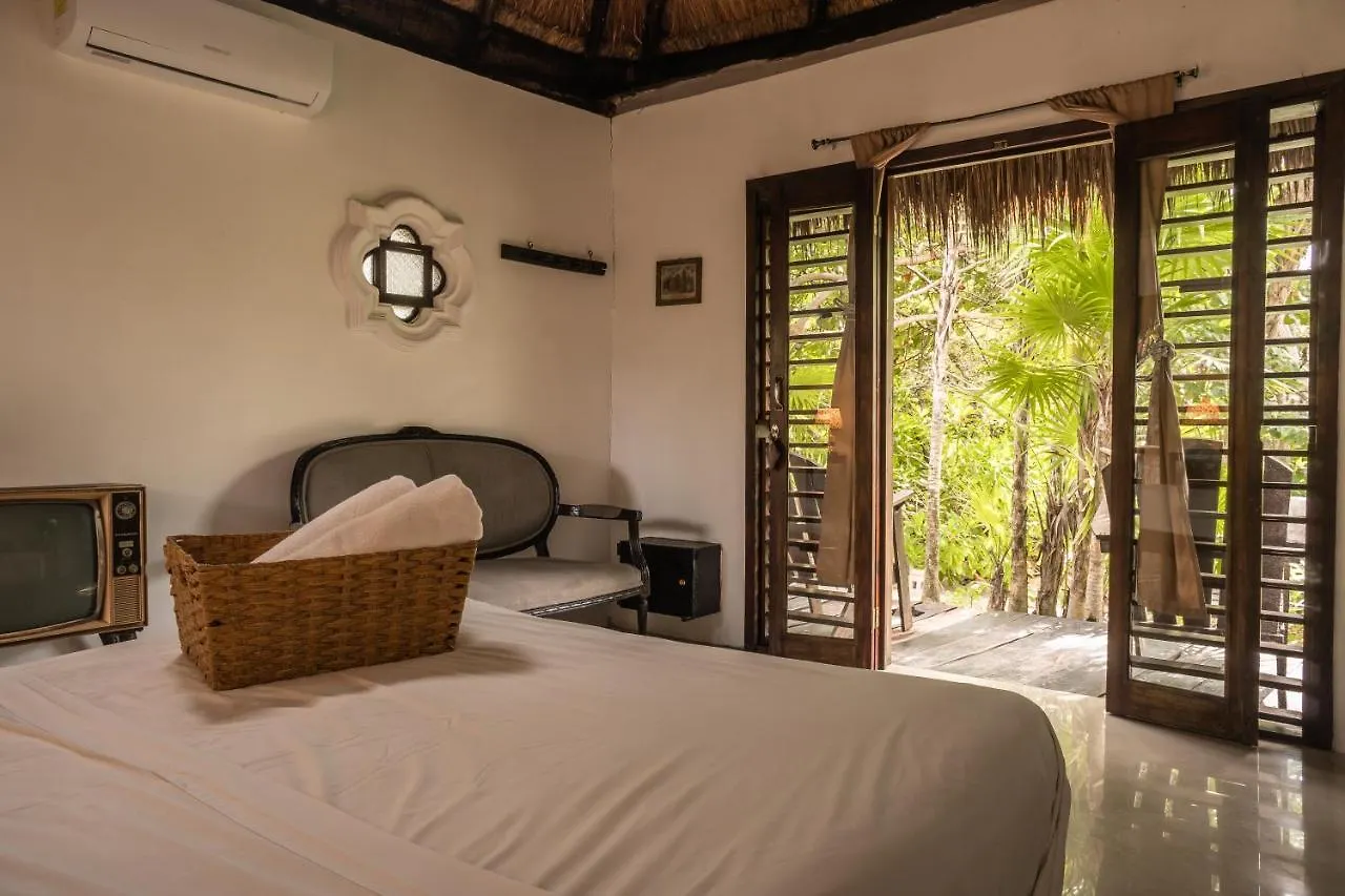Hotel Playa Esperanza Tulum 3*,